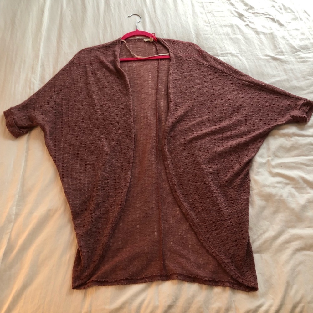 Maroon short sleeve cardigan
